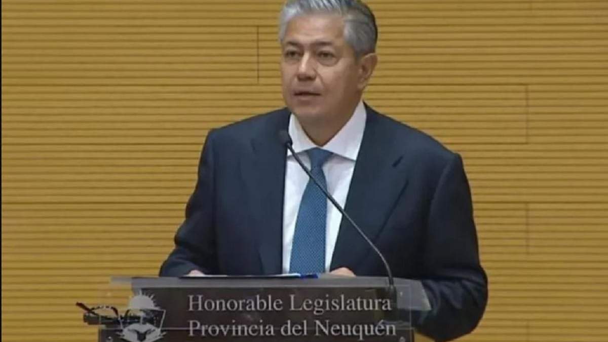 El gobernador Rolando Figueroa propuso eliminar el régimen de jubilaciones de privilegio. Fuente: (RSM)