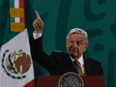 AMLO anuncia reforma para retirar concesión a gasolineros que alteren máquinas expendedoras