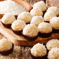 Trufas de yogurt y coco: con 4 ingredientes, el snack perfecto y saludable para ese antojo