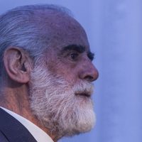 Diego Fernández revive un video de AMLO en el que éste denunciaba las ayudas para obtener votos