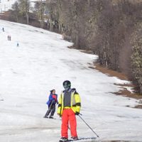 Con mucha nieve, la temporada extendida alcanza cifras récord