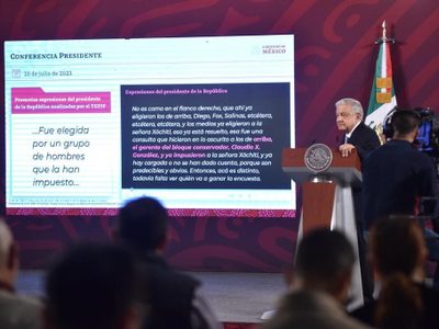 AMLO tacha de corrupto al TEPJF ante nueva sanción por comentarios sobre Xóchitl Gálvez
