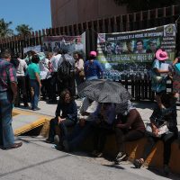 Maestros de la CETEG toman oficinas de Educación en Guerrero