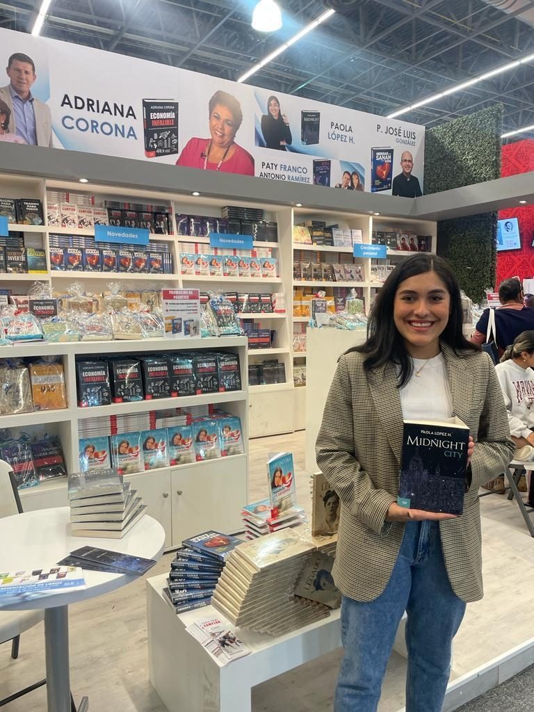 Mexicana_escritora1