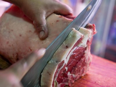 Los cortes vacunos subieron 7,4% en febrero y empujaron la inflación