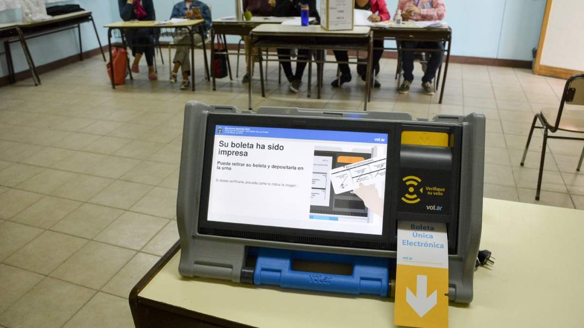 La participación en las elecciones fue del 70%. Fuente: (Twitter)