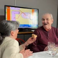 Una mujer le propuso casamiento a su compañero tras 57 años en pareja