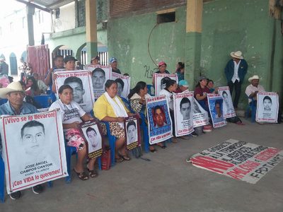Llega a Morelos y a Jalisco Caravana Nacional por Ayotzinapa