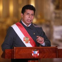 El Gobierno de Pedro Castillo decretó el estado de emergencia y un toque de queda en Lima y Callao