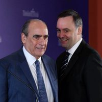 Milei reúne al Gabinete y suma a Adorni y Santilli