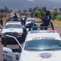 Emboscan a policías de Cotija de la Paz; hay dos muertos y tres heridos