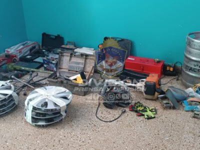 En una serie de allanamientos por robos a vehículos, recuperaron varios elementos sustraídos