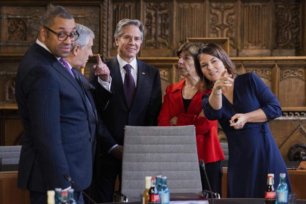 Ministros de Relaciones Exteriores de Gran Bretaña, James Cleverly; de Italia, Antonio Tajan; de Estado de Estados Unidos, Antony Blinken; de Francia, Catherine Colonna, y de Alemania, Annalena Baerbock