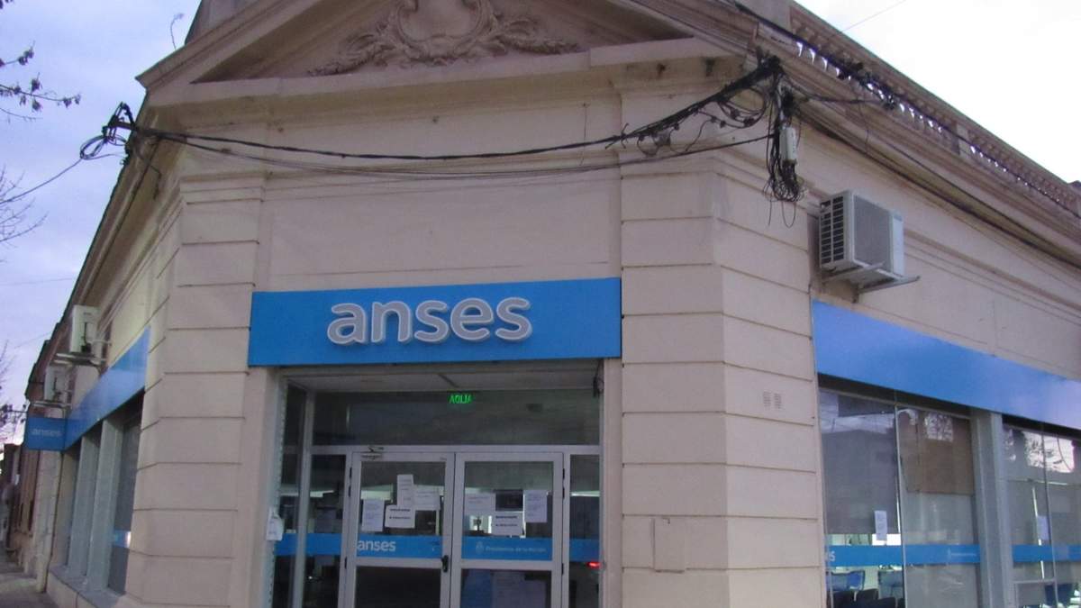 Hoy la ANSES depositará los montos de siete beneficios en todas sus sedes. Fuente: (Twitter)