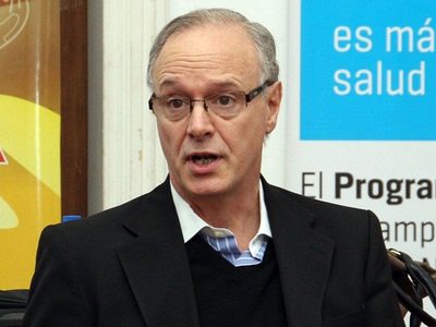 Gollán: “A este ritmo, las camas de terapia intensiva pueden estar colapsadas en agosto”
