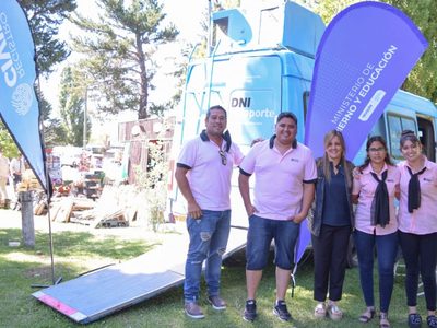 Esta semana el Registro Civil Móvil visita barrios de Neuquén y Centenario