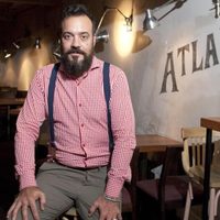 Bartender argentino se suma a acciones para ayudar a la gastronomía