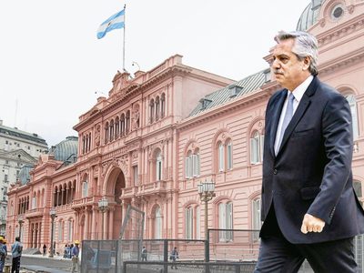 Luego de dos meses de aislamiento, Alberto Fernández volvió a Casa Rosada