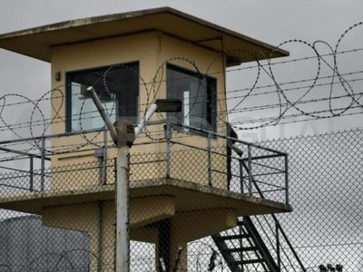 Ofrecen una recompensa millonaria por hallar a un peligroso criminal argentino que escapó de prisión