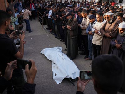 Suben a 33 los muertos en los ataques israelíes más letales en Gaza desde inicio de alto al fuego