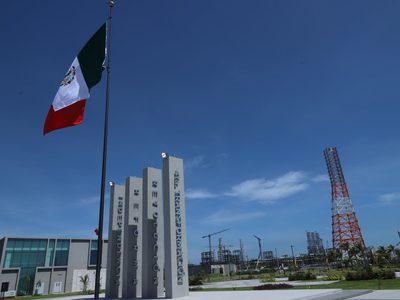 Sener, dependencia de la administración pública que más gastó en los primeros tres trimestres
