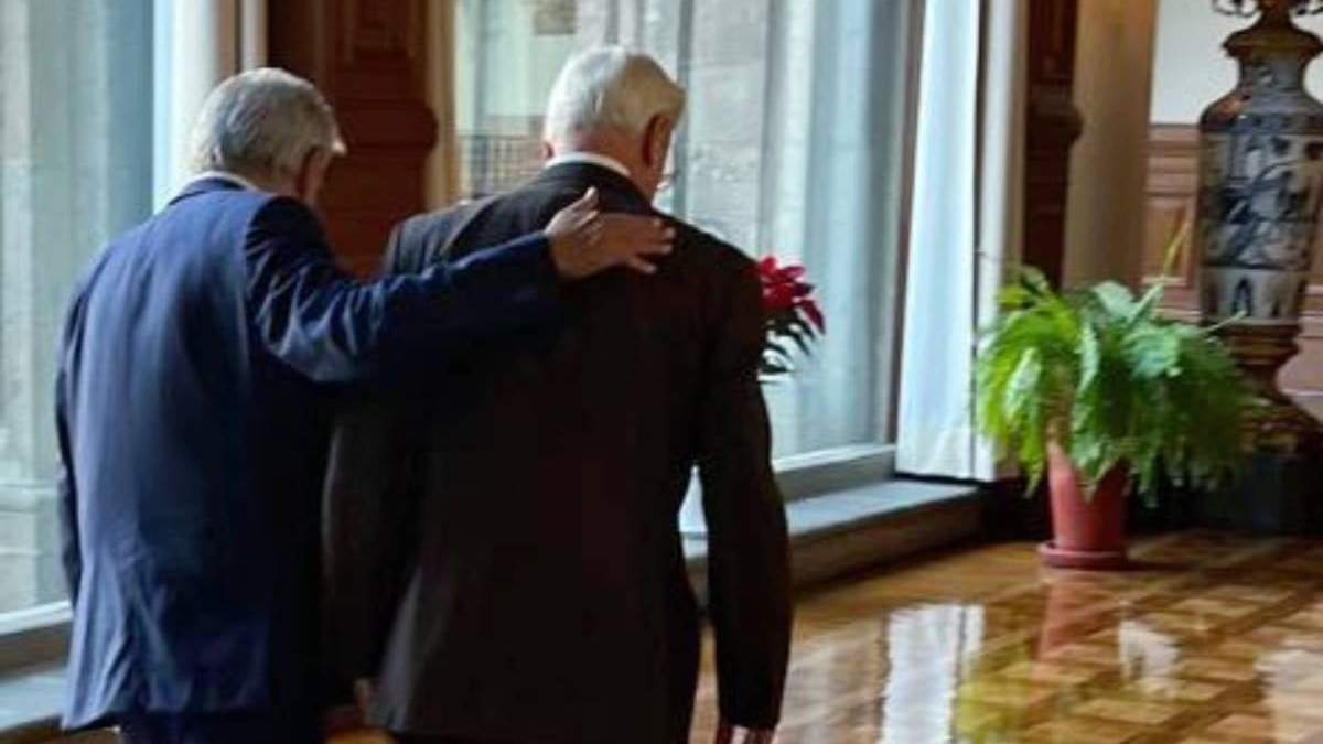 El exgobernador posteó esta imagen después de visitar al presidente el martes en Palacio Nacional