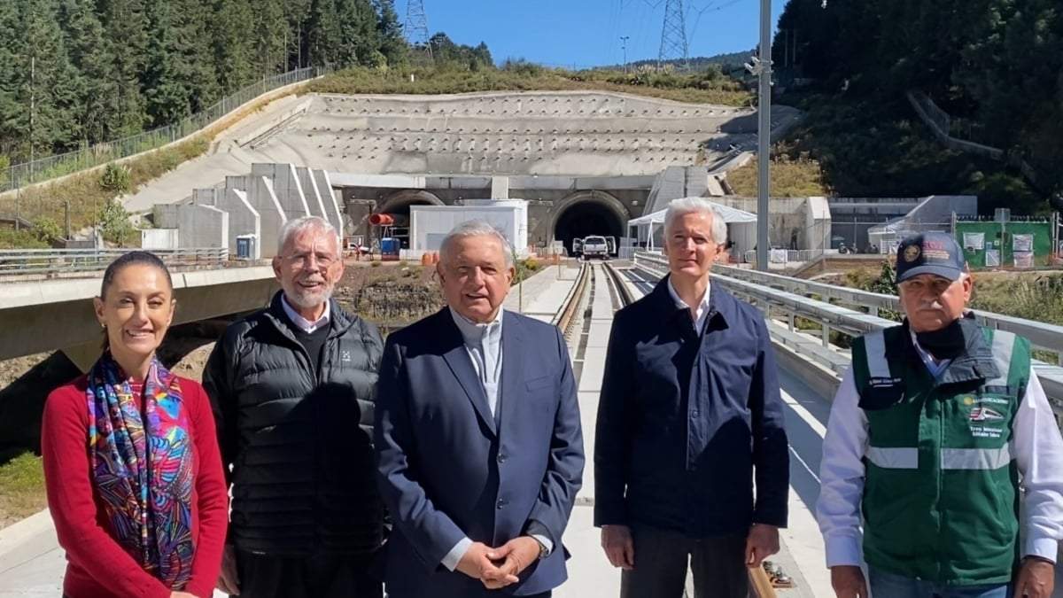 El presidente con los mandatarios de CDMX y Edomex en las obras del Tren México-Toluca