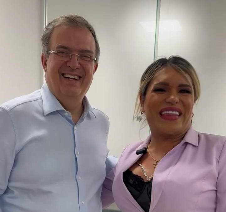 Marcelo Ebrard y Wendy Guevara