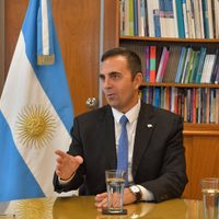 El Gobierno convoca a los empresarios para discutir la reforma laboral