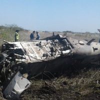 Durante práctica de adiestramiento se desploma avión militar en Oaxaca