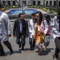 Por falta de pagos, médicos residentes se declaran en asamblea académica permanente