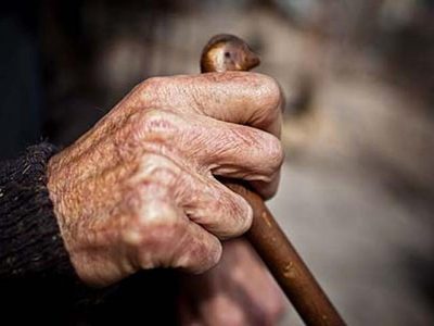 Adultos mayores: motivarlos con actividades físicas y de relajación