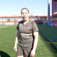 Charlyn Corral vuelve a correr en césped tras su operación de octubre