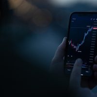 Inversiones personales: ¿qué debes saber sobre hacer trading en 2025?