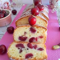 Animate a este bizcocho de cerezas al marrasquino: receta fácil, húmeda y riquísima para una tarde de mates