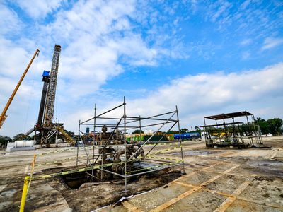 El petróleo repunta cerca de 9% y se sitúa en entorno a los 105 dólares, nuevo máximo desde 2014