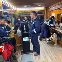 Un reclamo de monotributistas impide la actividad en la Secretaría de Turismo de Villa la Angostura