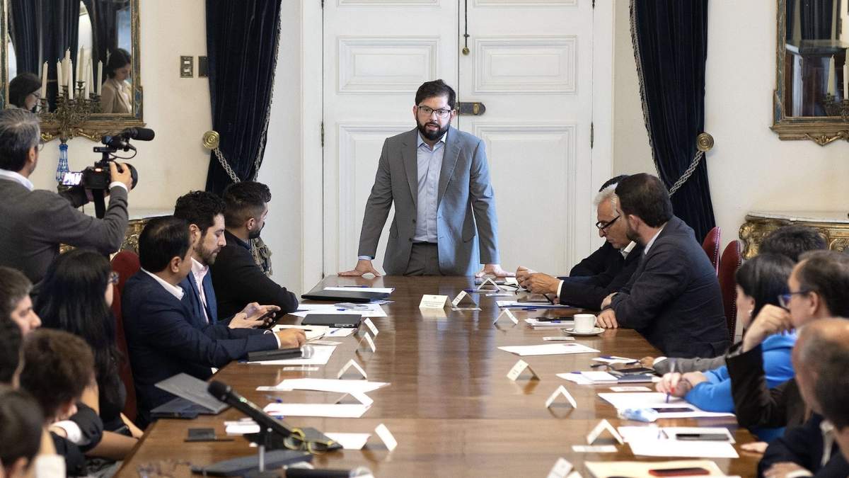 El presidente chileno en una reunión de gabinete