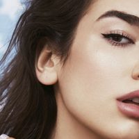 ¡Sorpresa! Los fans de Dua Lipa impactados ¿Qué hizo?