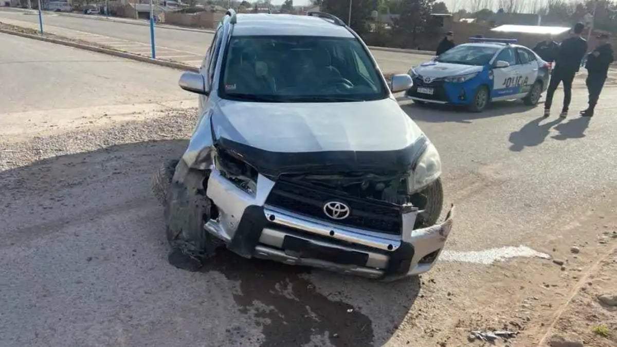 La camioneta que sufrió el accidente. Fuente: (Instagram)