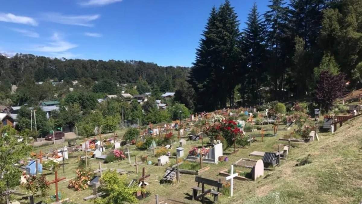 Temen el colapso del cementerio de Villa la Angostura. Fuente: (Diario Andino)
