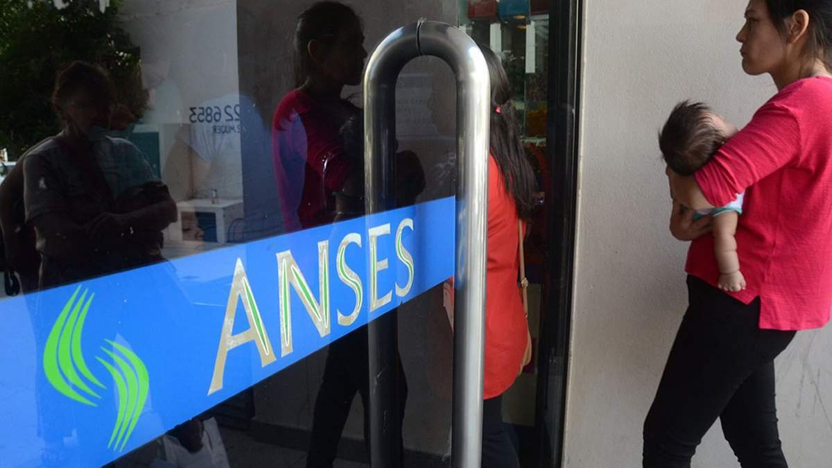 ANSES, pago del bono por 10.000 pesos. Fuente: (Twitter)