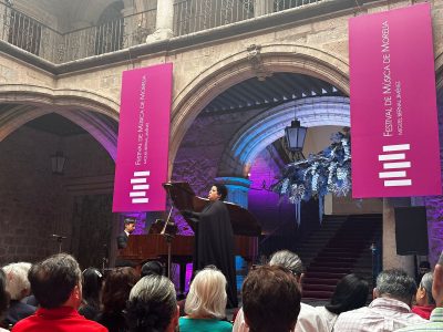 Katzarava y la crítica a la superficialidad en la ópera