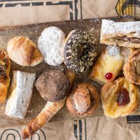 No gastes fortunas en la panadería: hacé estas facturas sin amasar, económicas y súper rendidoras