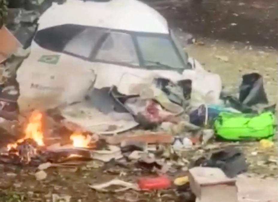 Cae avión en Sao Paulo, Brasil