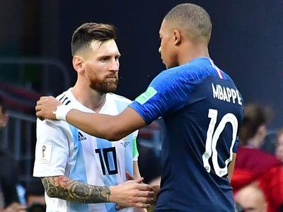 PSG: Leonardo, director deportivo, habló del fichaje de Messi y de la renovación de Mbappé