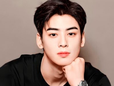El hermano de Cha Eun Woo que se hizo tendencia por su parecido con el actor