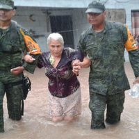 Por lluvias, Sinaloa suspende clases en ocho municipios; reporta tres muertos y 16 mil evacuados