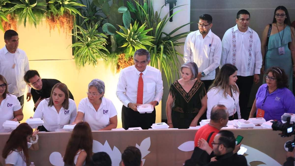 Vitorea Américo a los héroes, a la justicia y la verdad
