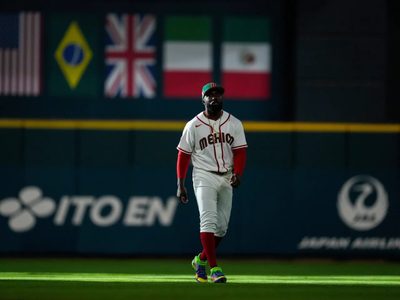 Randy Arozarena se disculpa con Cal Raleigh tras insultarlo en el Clásico Mundial de Béisbol